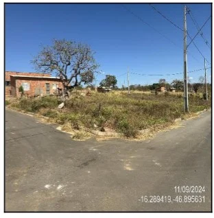 Terreno - Unaí - Desocupado — foto 2
