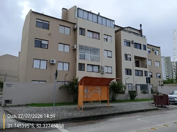 Apartamento - 3 Quartos - Pelotas - Desocupado — foto 2