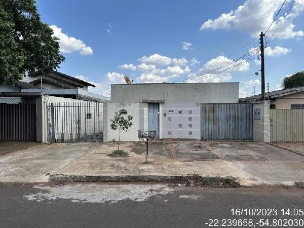 Casa - 3 Quartos - Dourados - Ocupado — foto 2