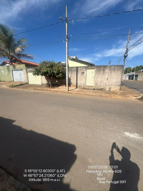 Casa - 2 Quartos - Patrocinio - Ocupado — foto 2