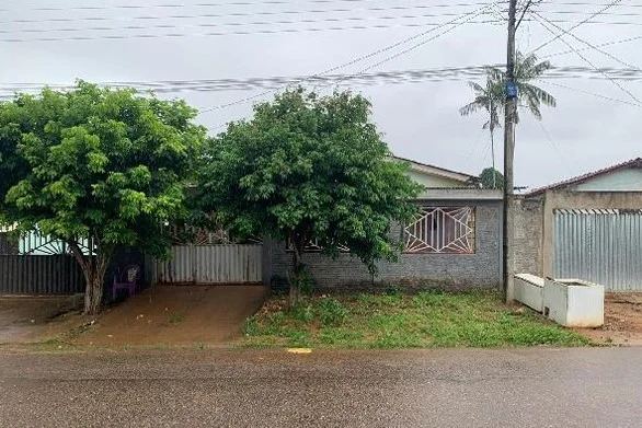 Casa - 3 Quartos - Brasil Novo - Ocupado — foto 2