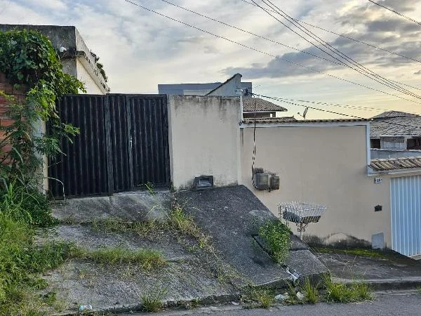 Casa - 2 Quartos - São Gonçalo - Ocupado — foto 2