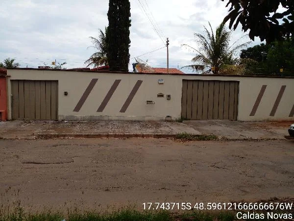Casa - 4 Quartos - Caldas Novas - Ocupado — foto 2