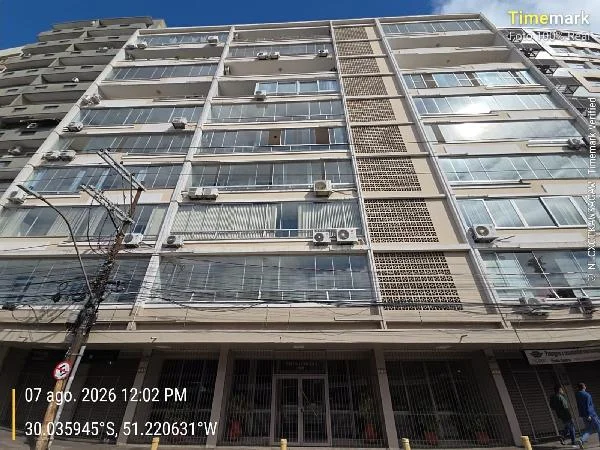 Apartamento - 3 Quartos - Porto Alegre - Desocupado — foto 2