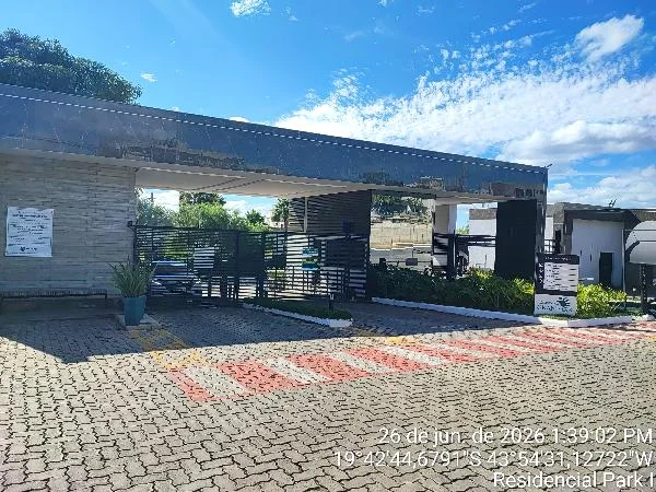 Casa - 3 Quartos - Vespasiano - Ocupado — foto 2