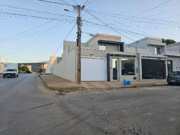Casa - 3 Quartos - Barreiras - Ocupado — foto 2