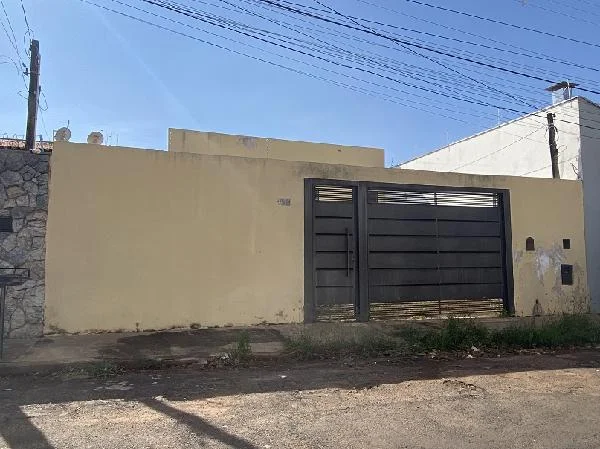 Casa - 3 Quartos - Araraquara - Ocupado — foto 2