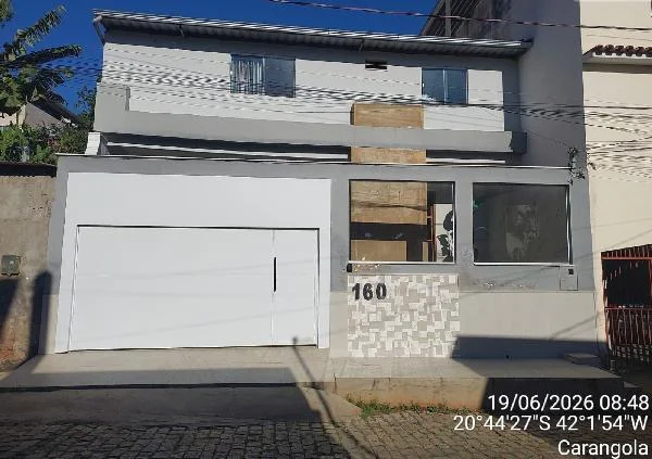 Casa - 3 Quartos - Carangola - Ocupado — foto 2