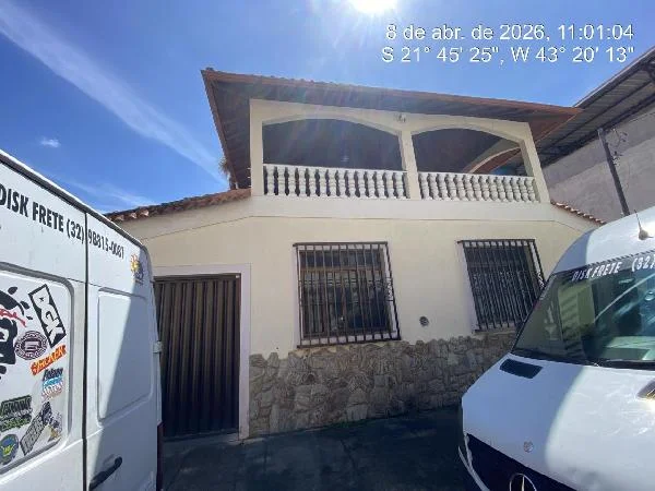 Casa - 3 Quartos - Juiz de Fora - Desocupado — foto 2