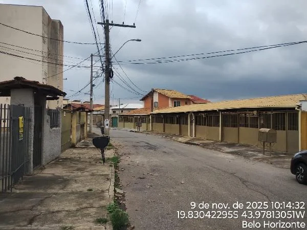 Casa - 2 Quartos - Belo Horizonte - Ocupado — foto 2