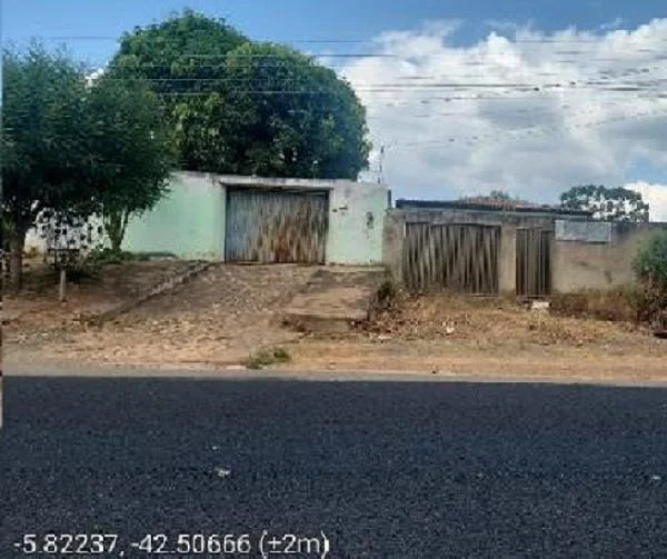 Casa - 4 Quartos - Barro Duro - Ocupado — foto 2