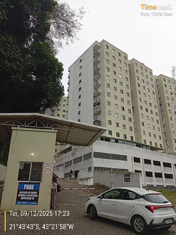 Apartamento - 2 Quartos - Juiz de Fora - Ocupado — foto 2