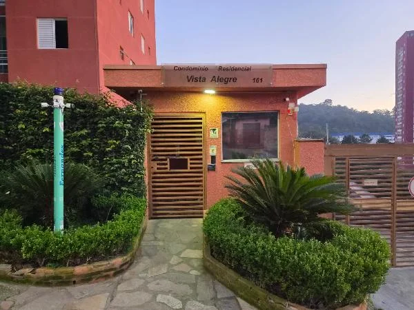 Apartamento - 2 Quartos - Embu das Artes - Ocupado — foto 2