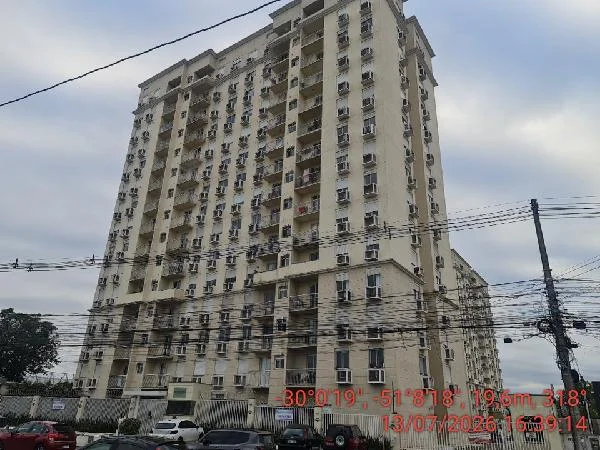 Apartamento - 3 Quartos - Porto Alegre - Ocupado — foto 2