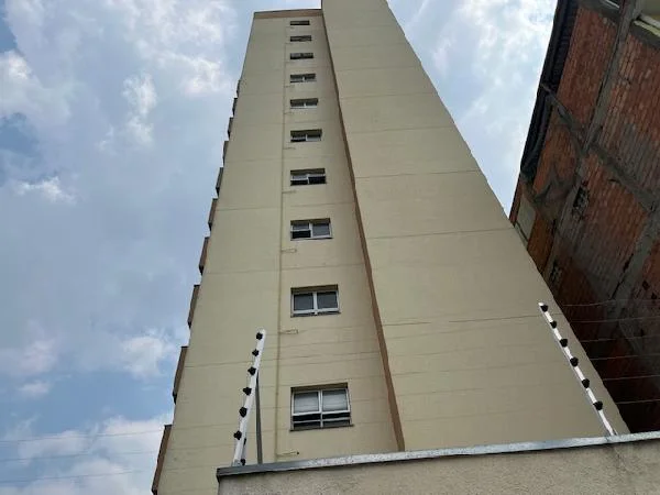 Apartamento - 2 Quartos - Embu das Artes - Ocupado — foto 2