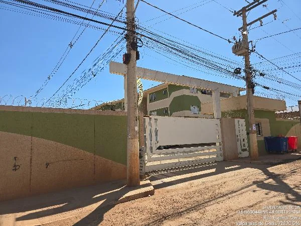 Apartamento - 2 Quartos - Valparaiso de Goias - Ocupado — foto 2