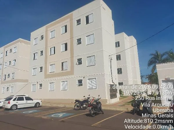 Apartamento - 2 Quartos - Uberaba - Ocupado — foto 2