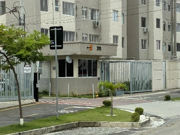Apartamento - 2 Quartos - Rio de Janeiro - Desocupado — foto 2