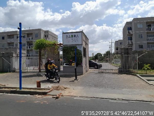 Apartamento - 2 Quartos - Teresina - Ocupado — foto 2