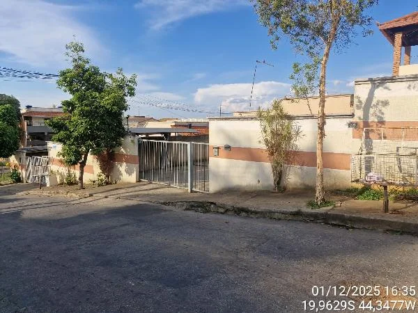 Casa - 2 Quartos - Juatuba - Ocupado — foto 2