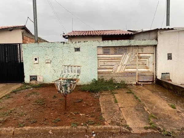 Casa - 2 Quartos - Luziania - Desocupado — foto 2