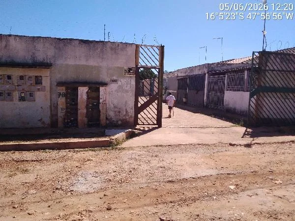 Casa - 2 Quartos - Cidade Ocidental - Ocupado — foto 2