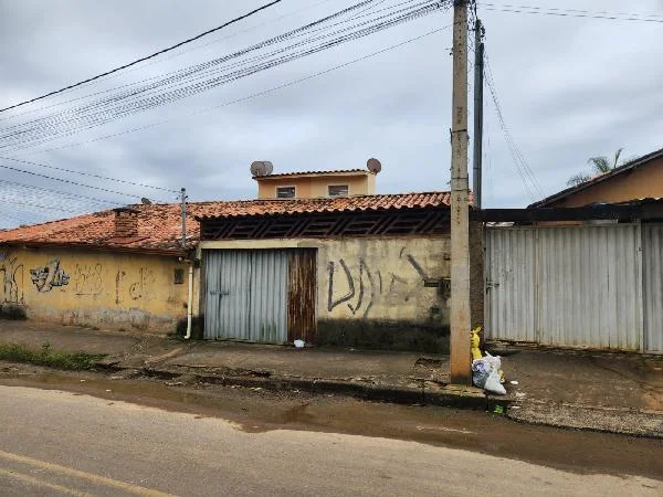 Casa - 2 Quartos - Esmeraldas - Ocupado — foto 2