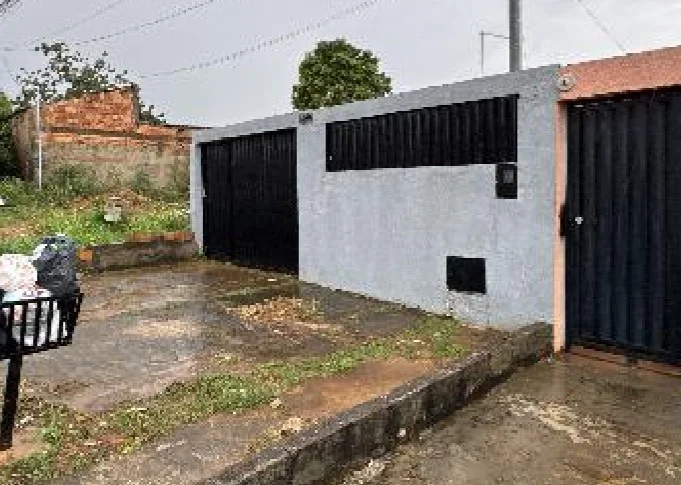 Casa - 2 Quartos - Cidade Ocidental - Ocupado — foto 2