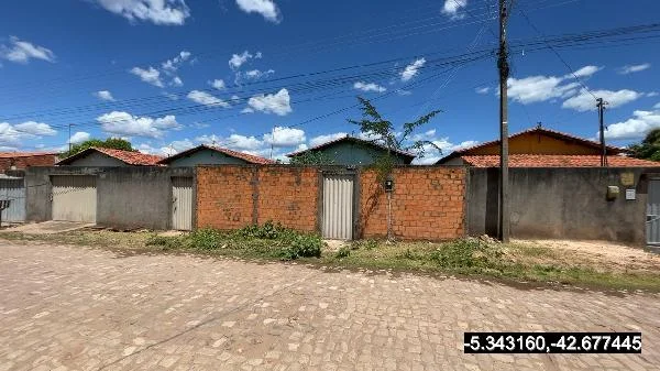Casa - 2 Quartos - Demerval Lobao - Desocupado — foto 2