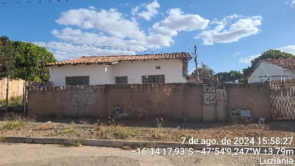 Casa - 2 Quartos - Luziania - Ocupado — foto 2