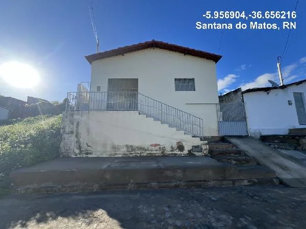 Casa - 2 Quartos - Santana do Matos - Ocupado — foto 2