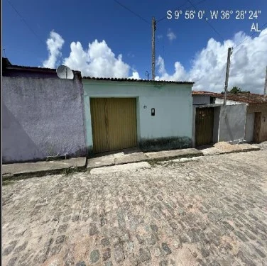 Casa - 3 Quartos - Junqueiro - Ocupado — foto 2