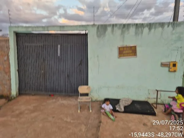 Casa - 2 Quartos - Aguas Lindas de Goias - Ocupado — foto 2