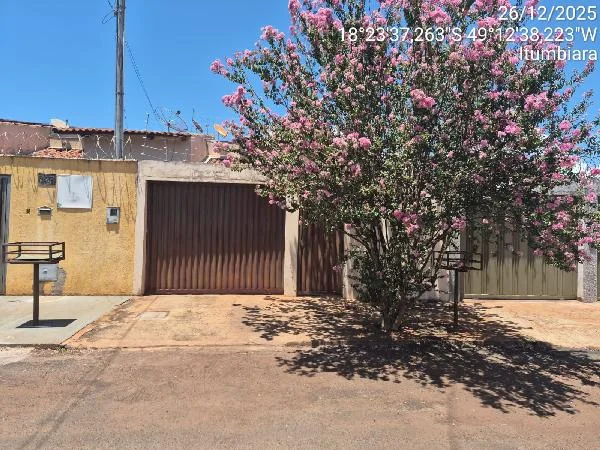 Casa - 2 Quartos - Itumbiara - Ocupado — foto 2