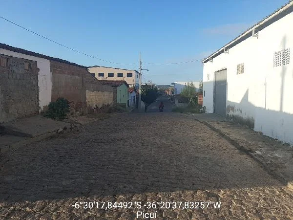Casa - 2 Quartos - Picui - Ocupado — foto 2