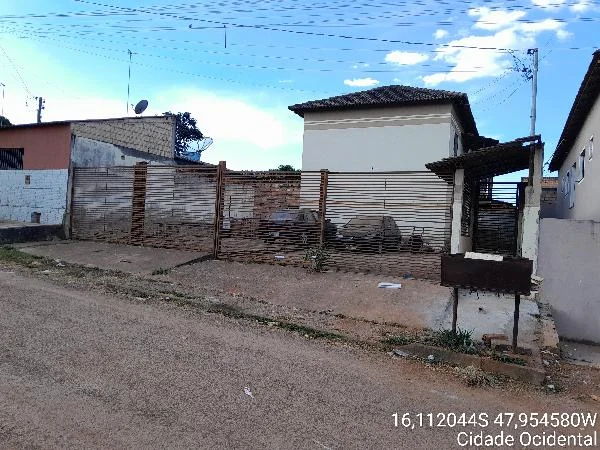 Apartamento - 2 Quartos - Cidade Ocidental - Ocupado — foto 2