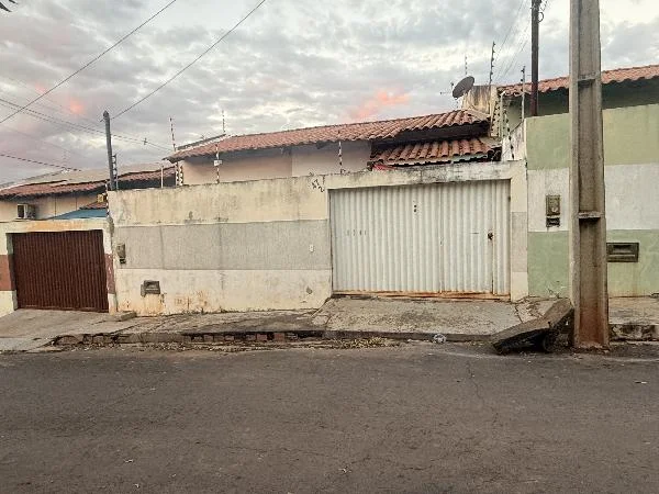 Casa - 2 Quartos - Barreiras - Ocupado — foto 2