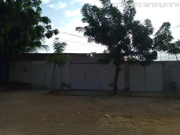 Casa - 1 Quartos - Pacatuba - Ocupado — foto 2