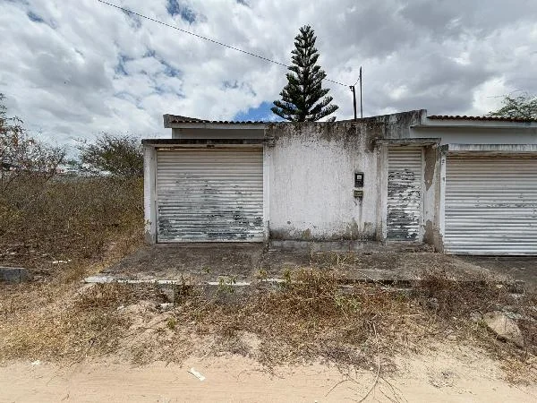 Casa - 2 Quartos - Bezerros - Ocupado — foto 2