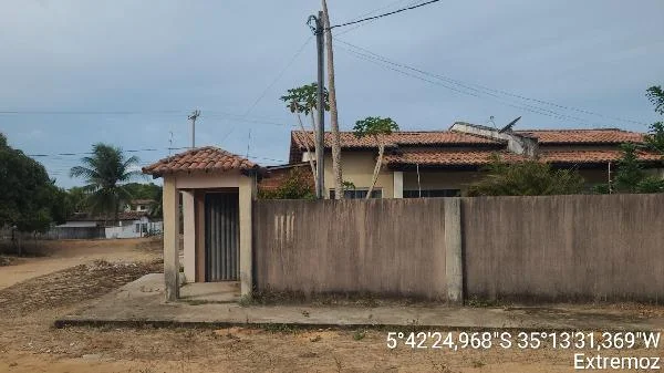 Casa - 2 Quartos - Extremoz - Ocupado — foto 2