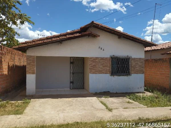 Casa - 2 Quartos - Demerval Lobao - Ocupado — foto 2
