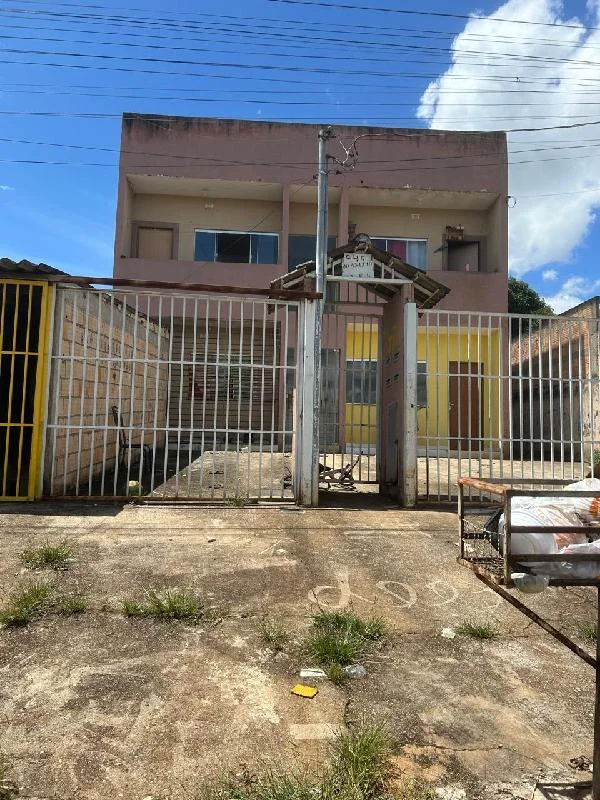 Apartamento - 2 Quartos - Cidade Ocidental - Ocupado — foto 2