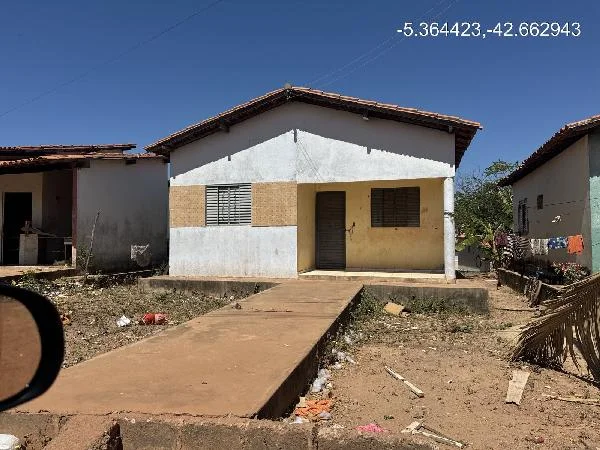 Casa - 2 Quartos - Demerval Lobão - Ocupado — foto 2