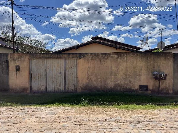 Casa - 2 Quartos - Demerval Lobao - Desocupado — foto 2