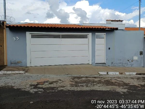 Casa - 2 Quartos - Passos - Ocupado — foto 2