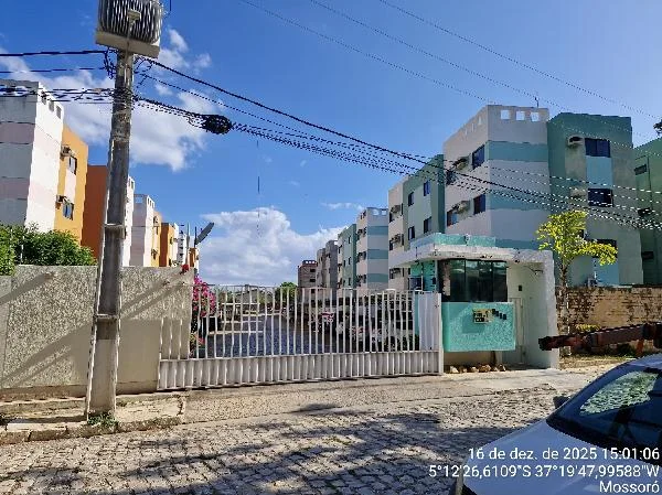 Apartamento - 2 Quartos - Mossoro - Ocupado — foto 2