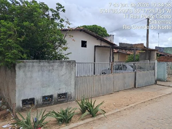 Casa - 2 Quartos - Extremoz - Ocupado — foto 2