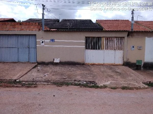 Casa - 2 Quartos - Santo Antonio do Descoberto - Desocupado — foto 2