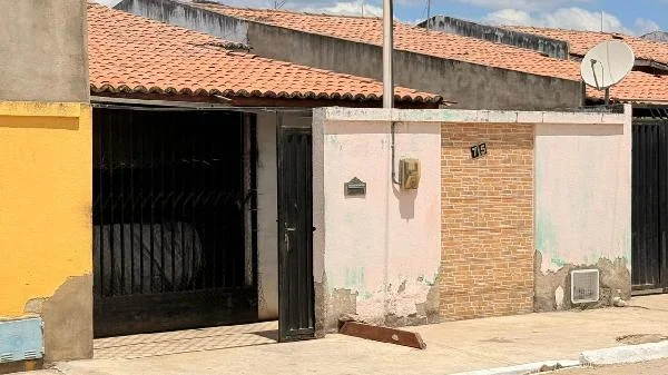 Casa - 2 Quartos - Iraucuba - Ocupado — foto 2