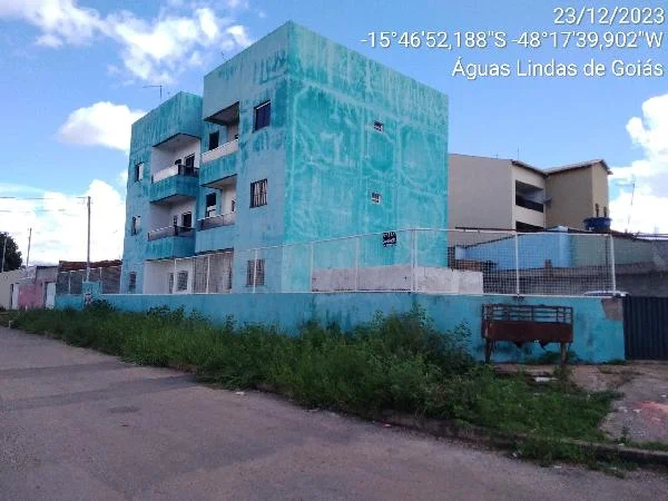 Apartamento - 2 Quartos - Aguas Lindas de Goias - Ocupado — foto 2